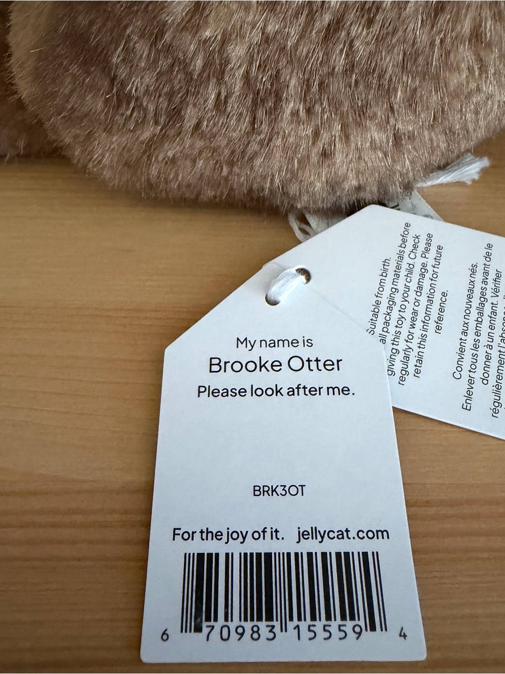 Jellycat Brooke Otter - Picture 7 of 7